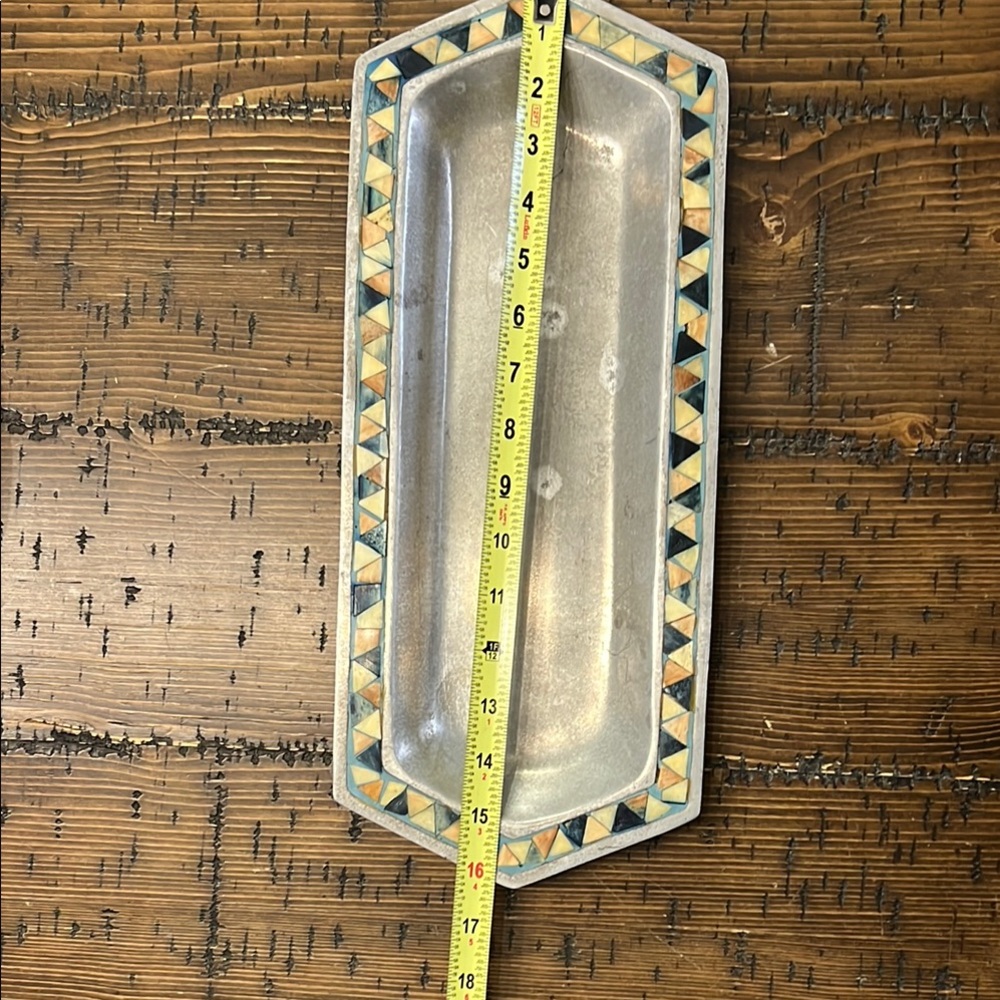 Geometric Patterned Gray Tray - Picture 4 of 6